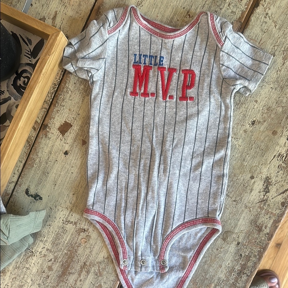 Gerber Onesie Set of 3 - Picture 2 of 4